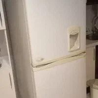 یخچال فریزر اسنوا در حد