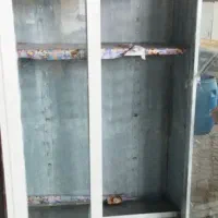 کتاب خانه فلزی