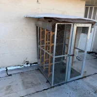 قفسه کبوتر|لوازم جانبی حیوانات|صدرا-فارس, فاز ۱|دیوار