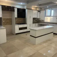 ۱۴۰متر /دو پارکینگ سندی/تاپ لوکیشن/ دوخواب|اجارهٔ آپارتمان|تهران, فردوس|دیوار