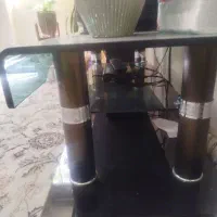 میز تلویزیون شیشه ای فروش فوری