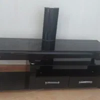 میز تلویزیون شیشه‌ای