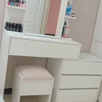 تختخواب ۲ نفره و میز ارایش|تخت و سرویس خواب|تهران, استقلال|دیوار