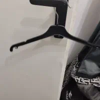 چوب لباسی|بندرخت و رخت‌آویز|رشت, جهاد|دیوار