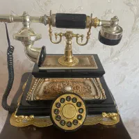 تلفن مدل سلطنتی