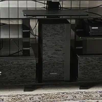 میز تلویزیون شیشه ای دودی