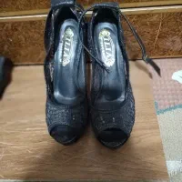 کفش های زیبا