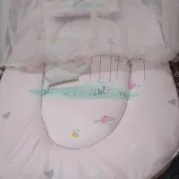 گهواره نوزاد پشه بند کریه