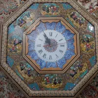 ساعت دیواری ،منبت کاری