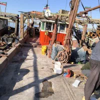 فروش یک دنگ لنج صیادی