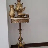 سماور ذغالی وبه همراه میز