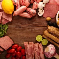 سوسیس و ژامبون ارگانیک (خانگی)