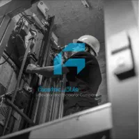 استخدام نیروی فنی