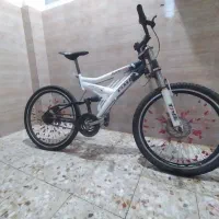 باسلام ارض ادب یک عدد دوچرخه ۲۴ سالم