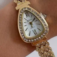 ساعت زنانه فول نگین رنگ طلایی