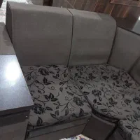مبل راحتی تمیز کار کرده در حد نو