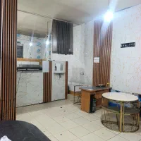 کارگر خانم با سرویس رفت و برگشت(رستوران)نه صبح