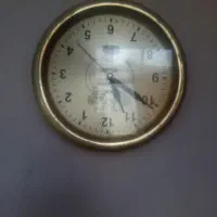 ساعت دیواری