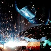 جوشکاری وبند کشی  کاشی وعایق کاری لوله های اب