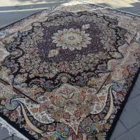 ۱ عدد فرش ۱۲ متری ۷۰۰ شانه