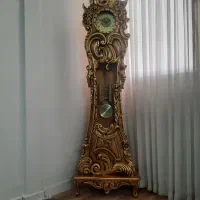 ساعت ایستاده تمام چوب تمیز