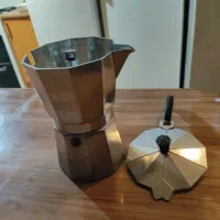 قهوه ساز موکاپات ۶ کاپ سالم