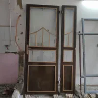 درب ورودی و پنجره