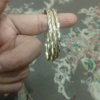 النگوطلاروس