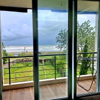 هتل واحد۳ارتمیاپلاک اول دریاآف امشب۹۵۰تومان