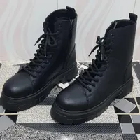 کفش نیم بوت سایز ۴۰درحد نو
