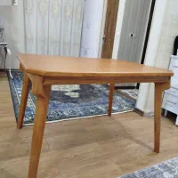 میز نهارخوری نو استفاده نشده