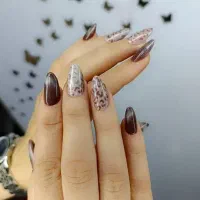 کاشت ناخن