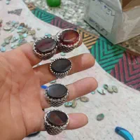 سرخ ومشکی|کلکسیون اشیاء عتیقه|بندرعباس, |دیوار