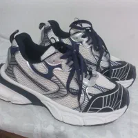 کتونی اصلا پوشیده نشده برای عید بوده