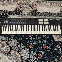 میدی کنترلر ام ادیو v61