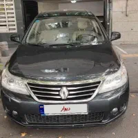 رنو لتیتود فول ۲۰۱۲