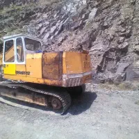 بیل میکانیکی ۹۱۲ زنجیری