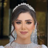 نیازمند مدل عروس