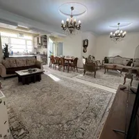 ۹۰ متری ۱۰ ساله سالن پرده خور فردوس شرق