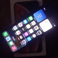ایفون xs