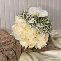 دوره  آموزشی  گل آرایی در مدرسه تخصصی گل آرایی