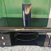 میزتلوزیونی شیشه ای مشکی