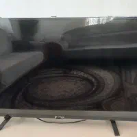 تلویزیون ۴۳ اینج اسنوا همراه محافظ صفحه