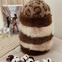 کلاه روسی|لباس|بانه, |دیوار