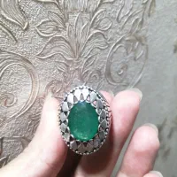 انگشتر زمرد