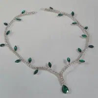 ریسه پیشانی دخترانه