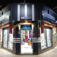 فروشنده کفش