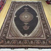 فرش ۶ متری اکبند گل ابریشم طرح ماهی