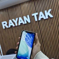 ایفون 11 نرمال