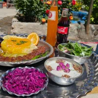 کارگر ساده کافه رستوران